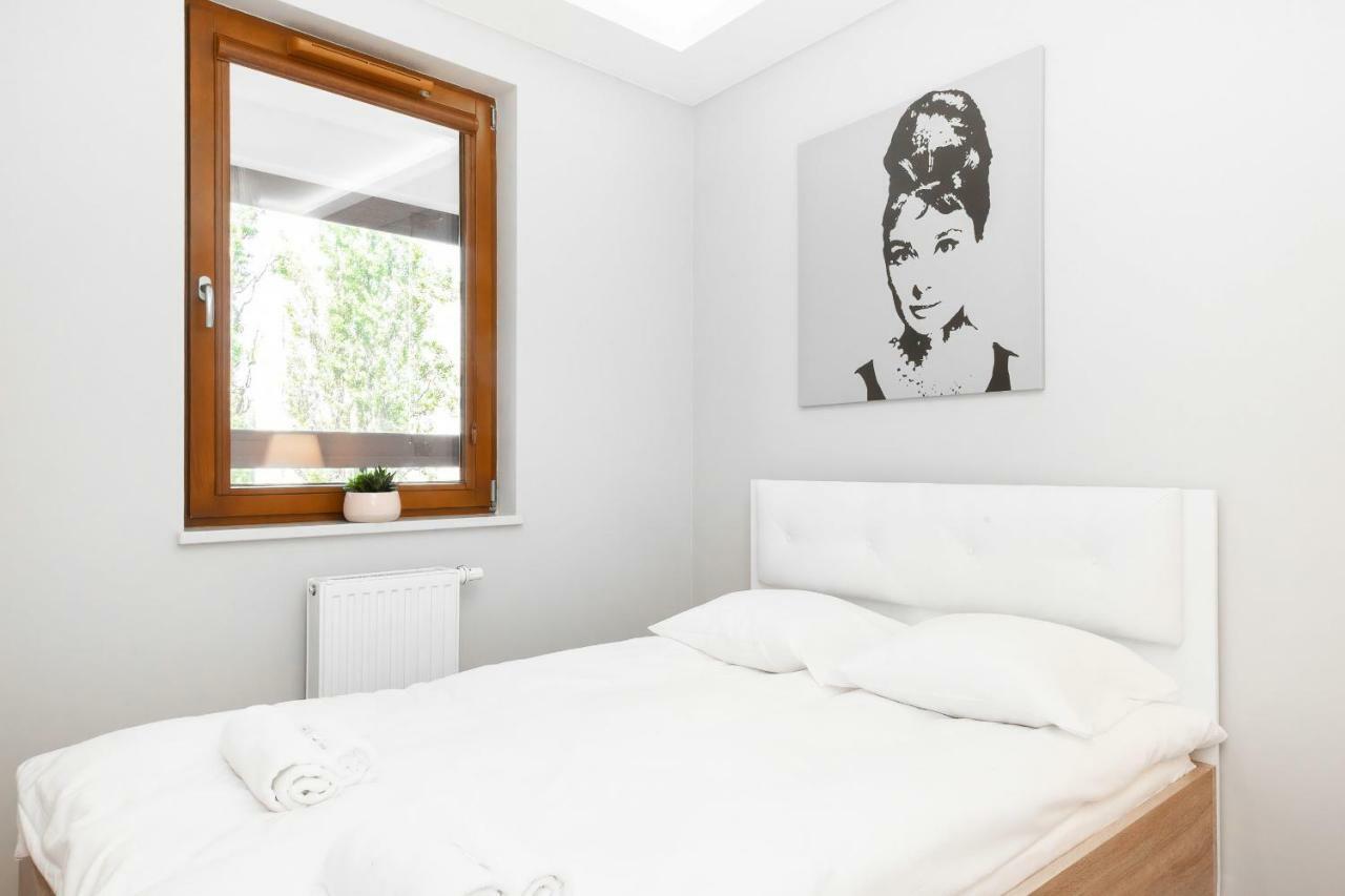 Apartments Warsaw Grzybowska By Renters エクステリア 写真