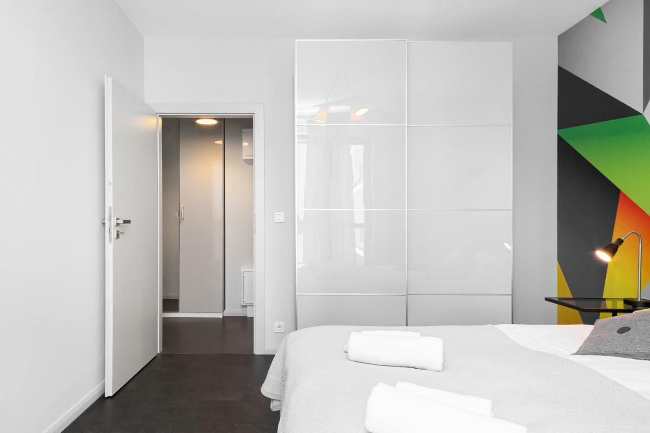 Apartments Warsaw Grzybowska By Renters エクステリア 写真